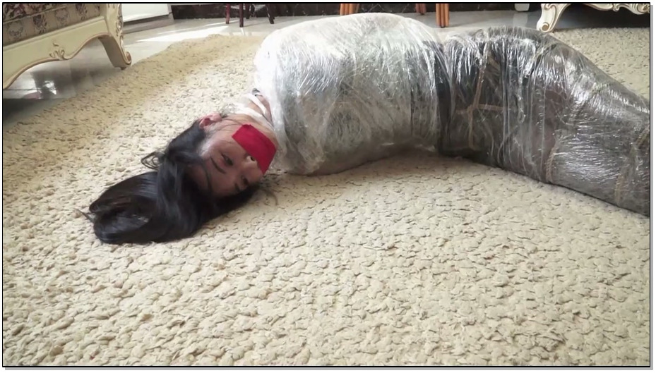 【逍遥】夏炎黑丝全身捆绑保鲜膜全包