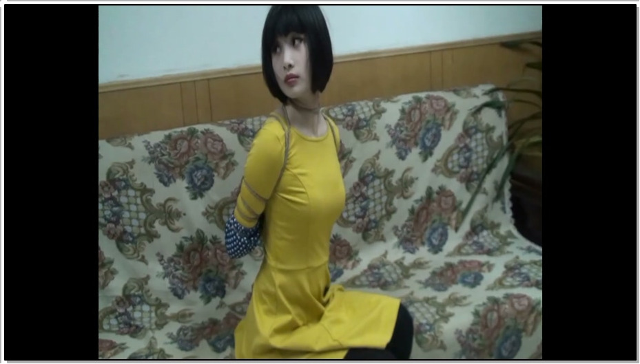 【逍遥】做家务的漂亮妞，做不好惩罚