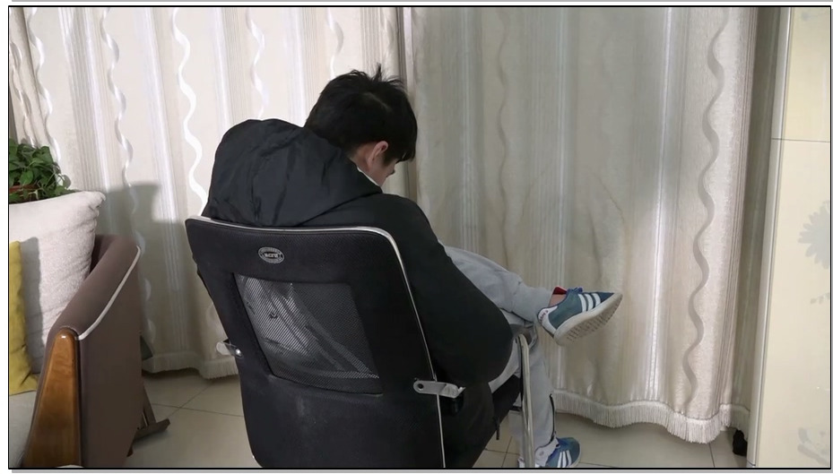 【逍遥】神秘游戏03 黑丝白领捆绑团缚 痛苦挣扎 举枪威胁