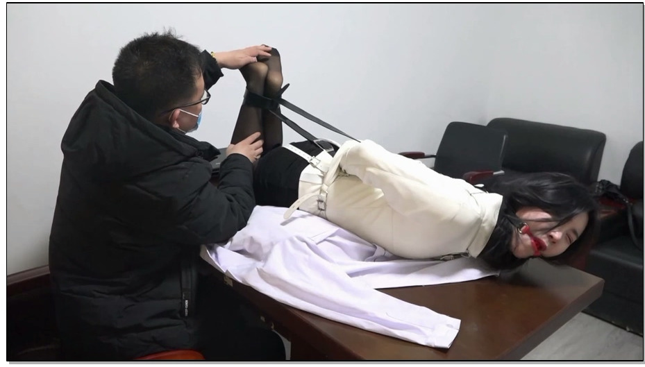 【逍遥】美人捕获医生篇·下 被装箱的“新产品”