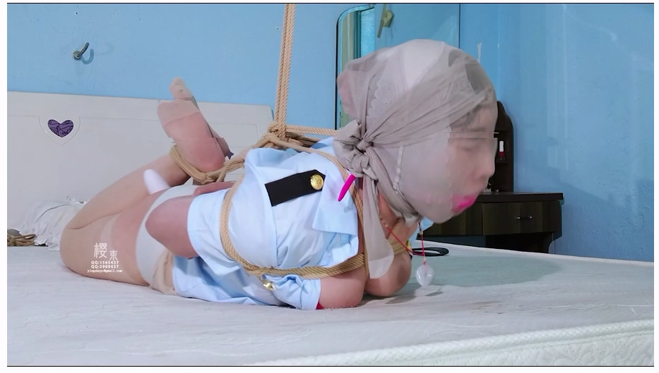 【樱束原创】报复女保安 新模寂寞人妻琳琳！女保安因得罪业主被业主丝袜套头驷马