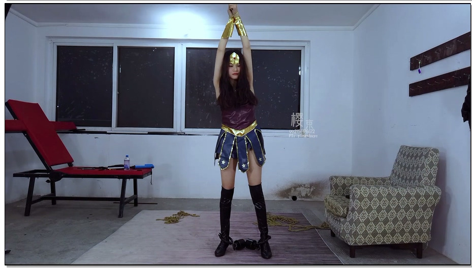 【樱束原创】神奇女侠之电袭女侠 女侠深入敌营获取犯罪证据，不料却被匪徒偷袭电晕，…