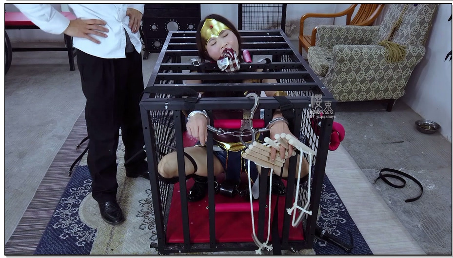 【樱束原创】女侠的终极虐手 女侠作为异人耐力超乎常人，只能采用极端虐手进行审讯，…