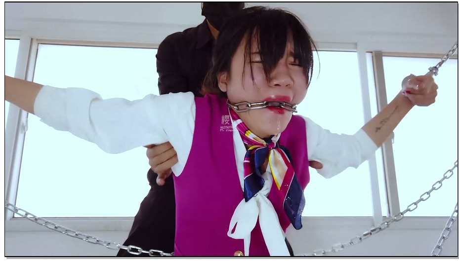 【樱束原创】王牌卧底空姐下 特工王丽卧底毒枭的私人盗取手机失败被擒，等待她的想必..