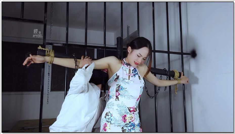 【樱束原创】变态劫匪之恋腋狂魔 Shirley下班回家遇上劫匪,倒霉的是不单劫财还劫色,而…