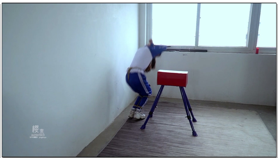 【樱束原创】体育老师对女学生的特殊体罚训练