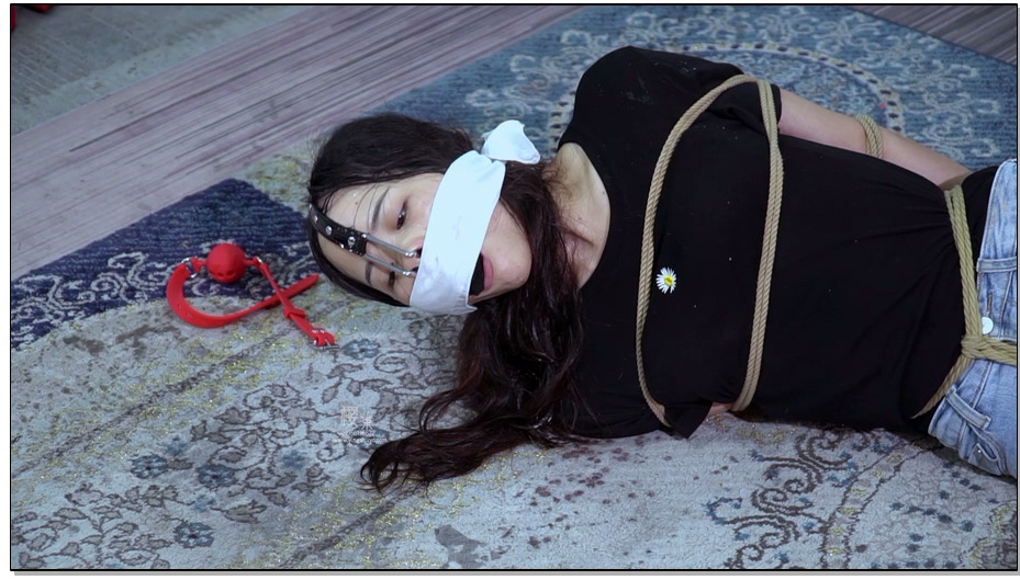 【樱束原创】遇难的落魄女老板 下 