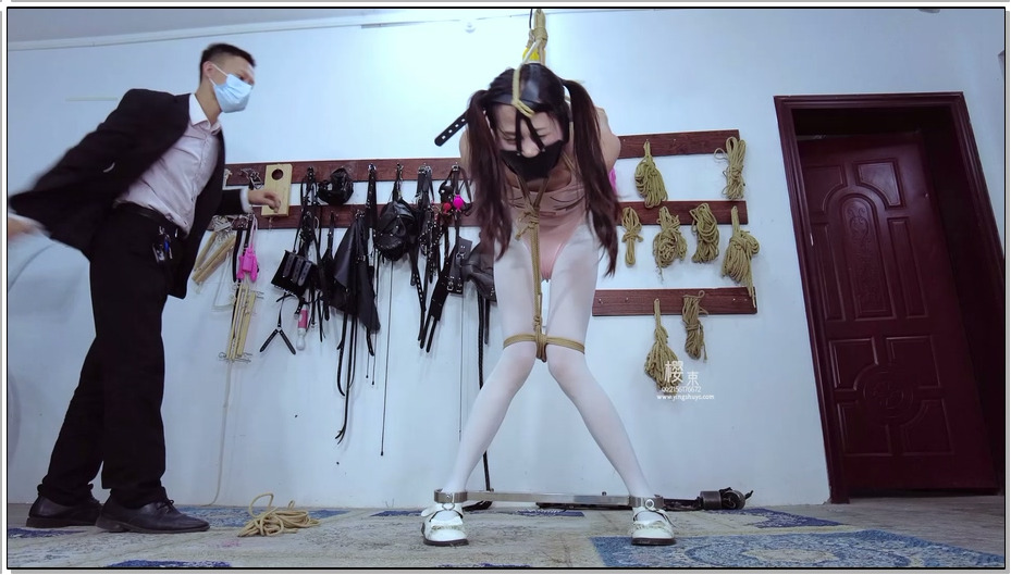 【樱束原创】汐洛被罚 圈养奴汐洛最近没怎么出来放风脾气见长把主人给惹生气了！