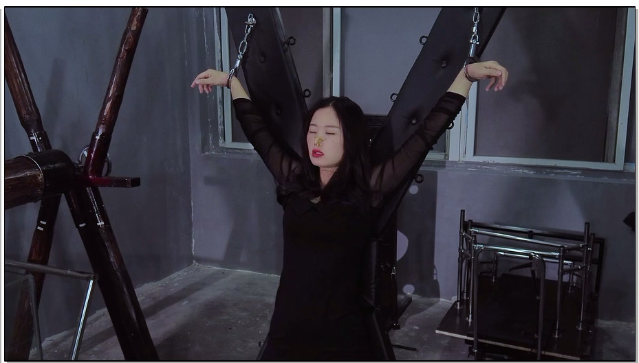 【樱束原创】盲盒第二季 模特都将蒙眼在众多刑具中随机抽取！