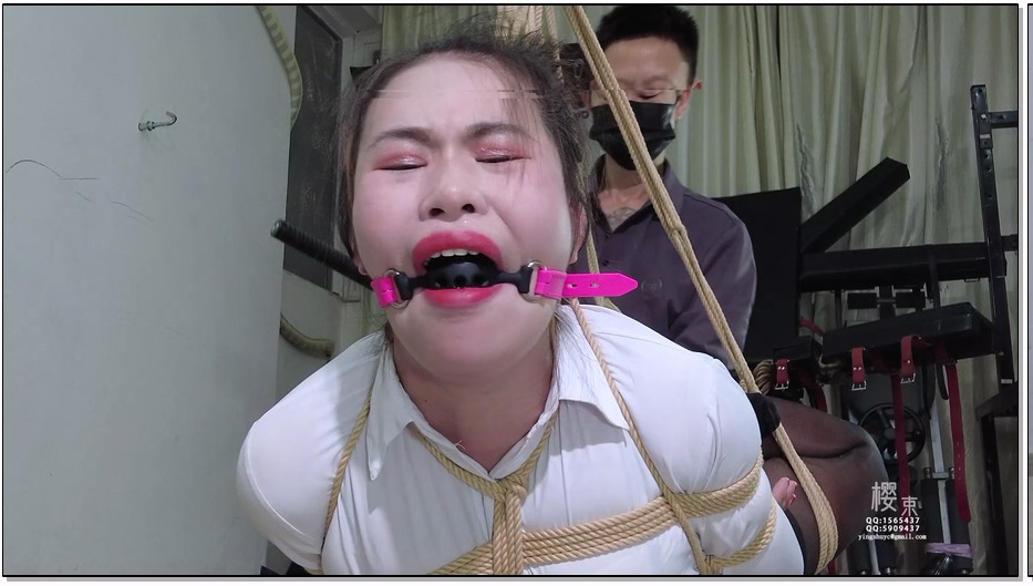 【樱束原创】挑战极限 今天就让我们来看看玲子的驷马极限能到何等程度！悬空极限驷马