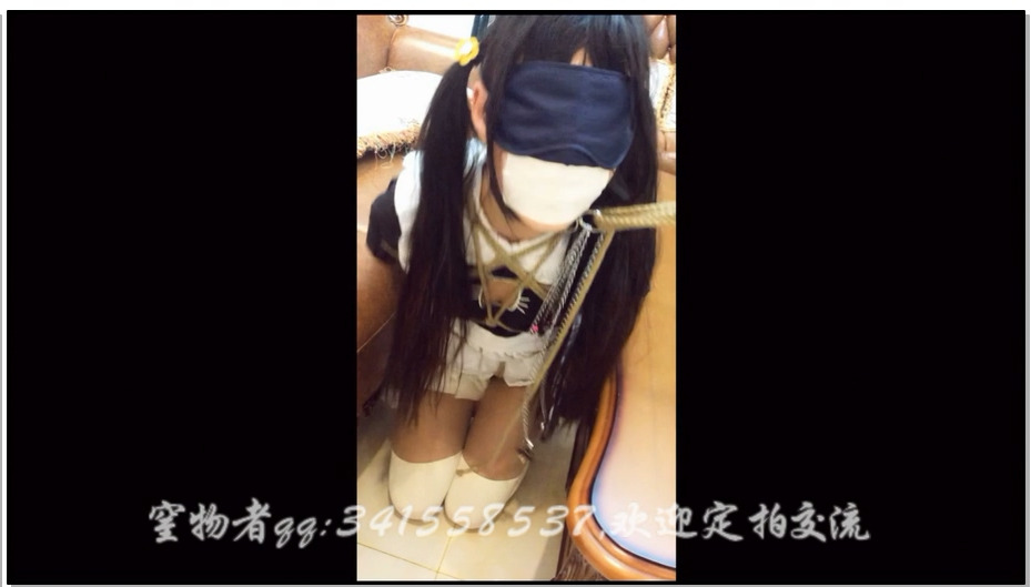 【窒物者】把网红萝莉骗到工作室来帮她录D音然后拍宣传照片