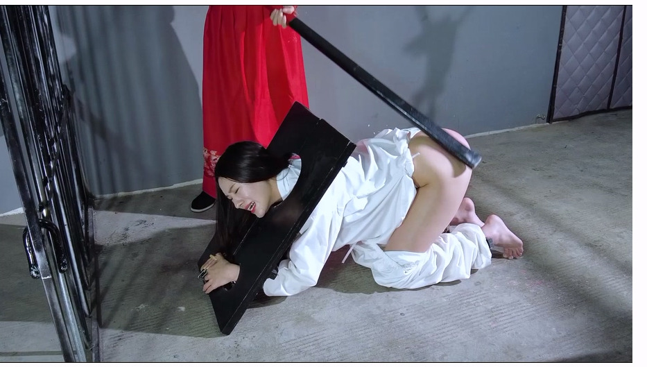 【樱束原创】怒审潘金莲 潘金莲在外出轨被状告打入大牢县官提审戴木咖受审