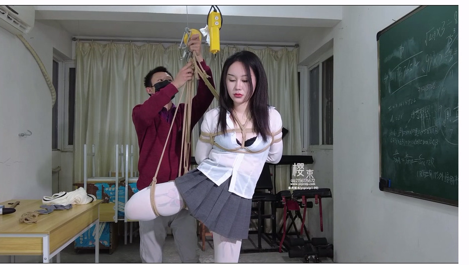【樱束原创】芭比娃娃单脚吊 新人杏子工作室公认的漂亮芭比娃娃！身高174的她声音特别