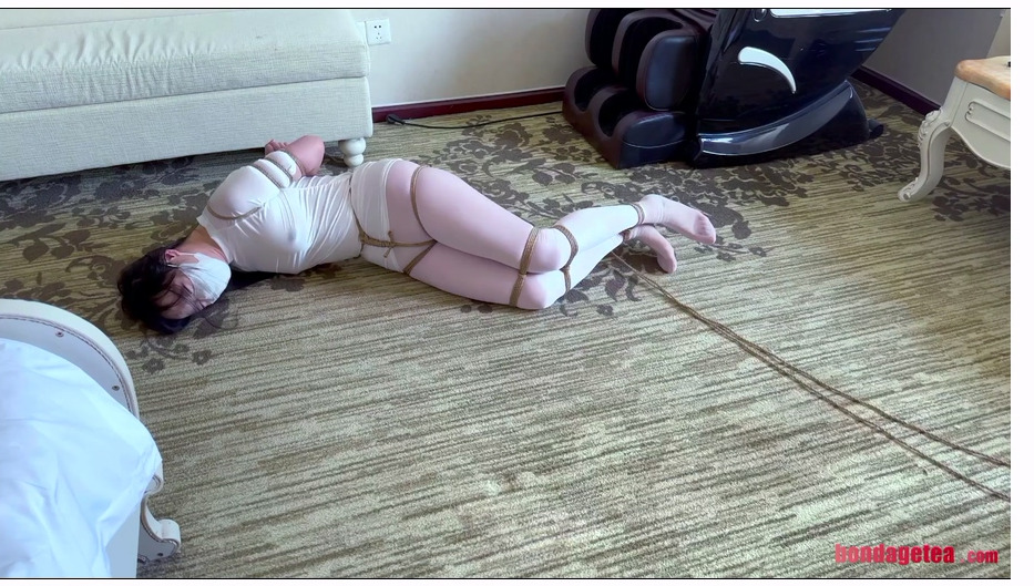 【绳精病】贪玩女孩的惩罚 Part 1 被男友忍无可忍强制束缚禁闭在家却依旧不服挣扎逃跑