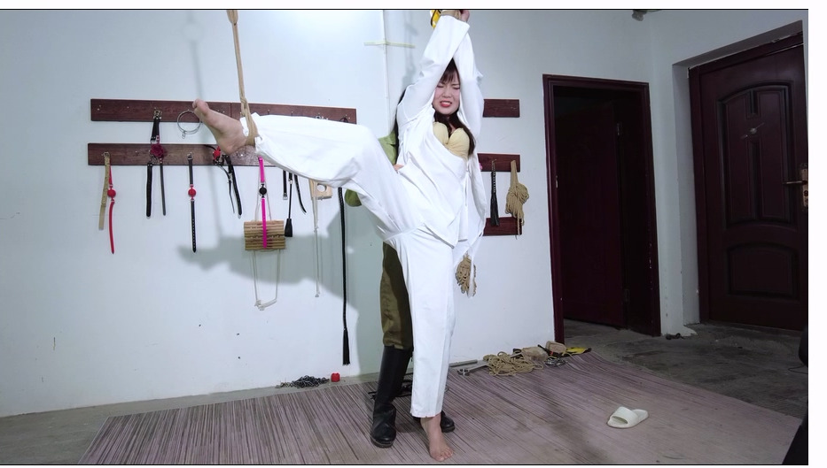 【樱束原创】刑犯监管吊绑审讯