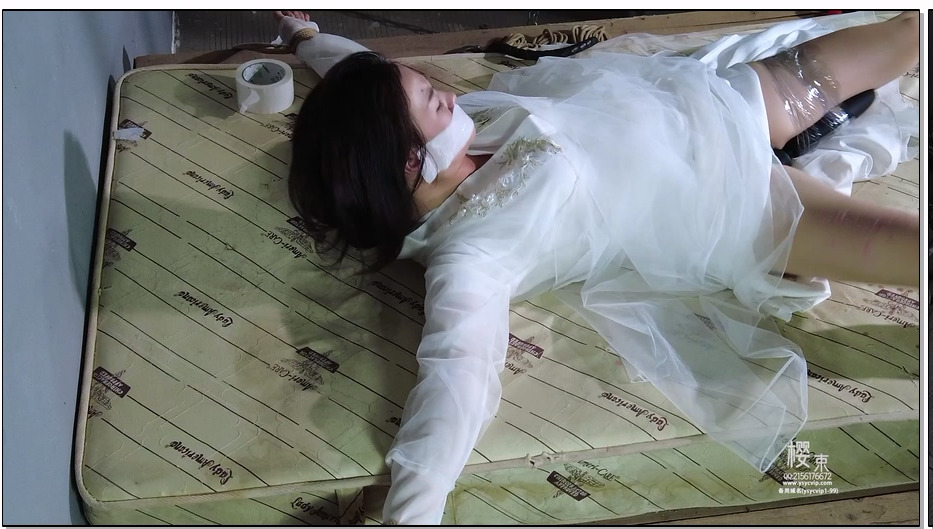 【樱束原创】审讯通奸女妃子 古装妃子通奸被抓获关牢房大字捆绑变态的全身TK电击审讯