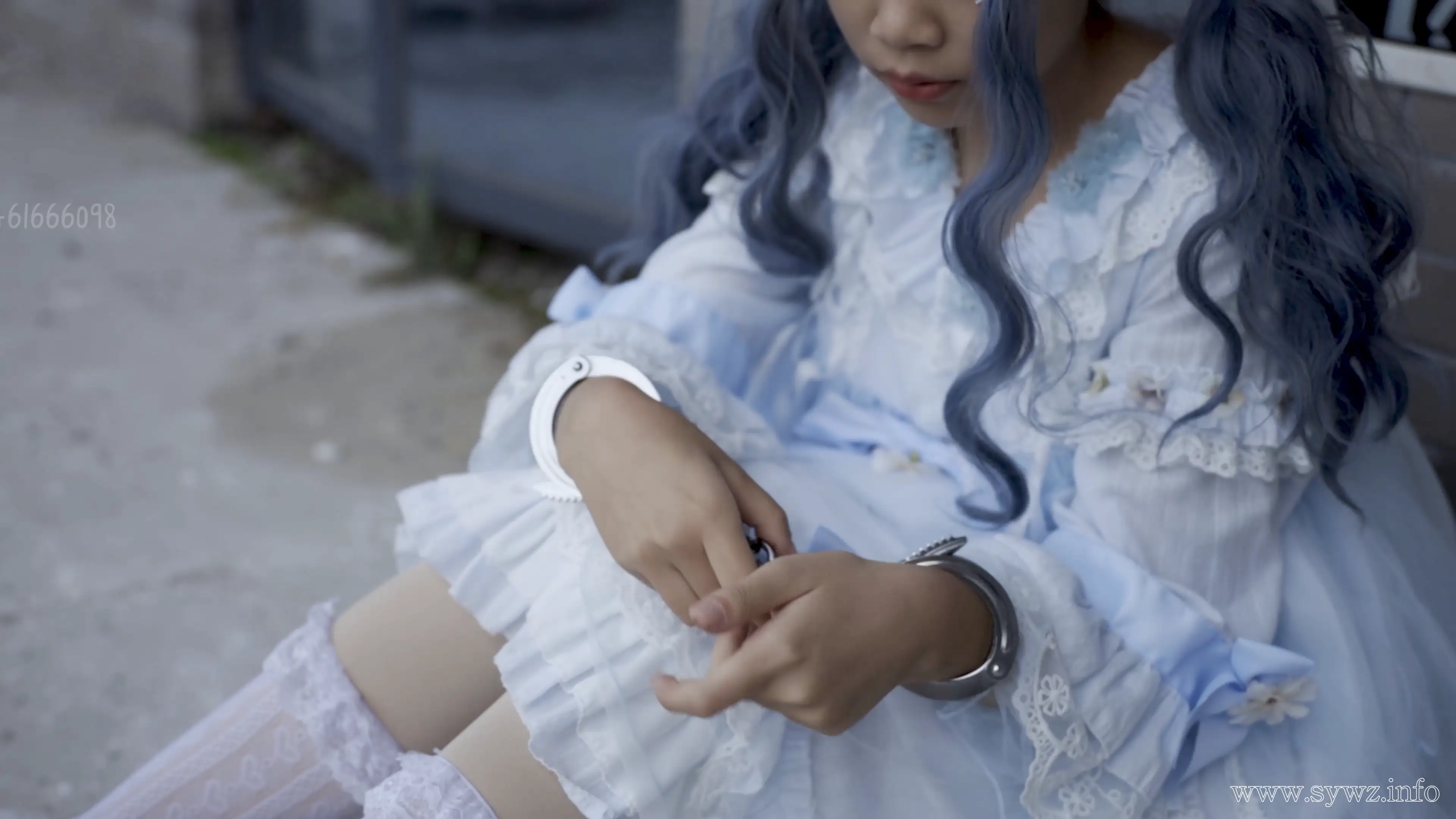 [4K映像]酥酥Lolita少女的镣铐情结觉醒，初次束缚游戏里藏着多少心跳秘密