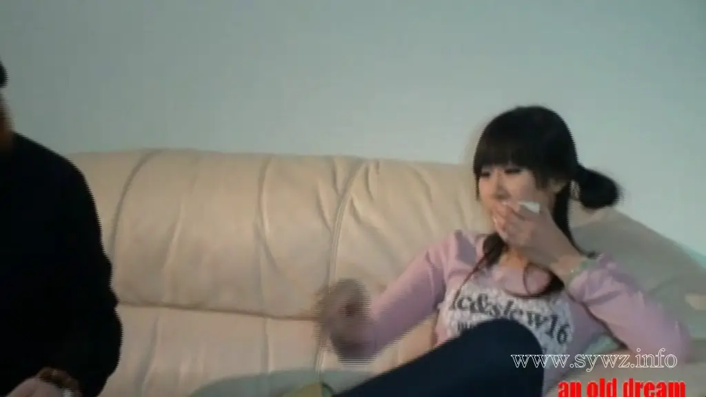 [老梦视觉]深夜阁楼传来异响引怀疑，女租客撞破不要脸房东的隐秘绳艺癖