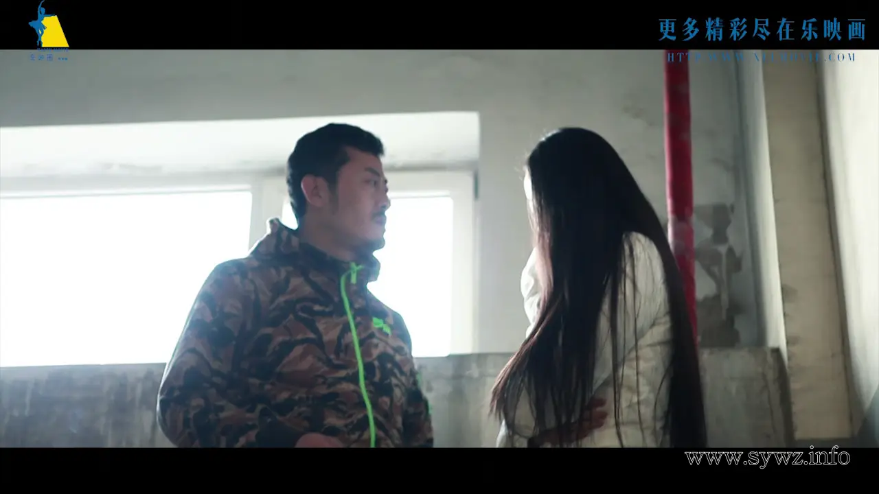 [老梦视觉]红绳缠腕锁心忧，暗室绳艺师如何用捆缚之术替人消灾解难