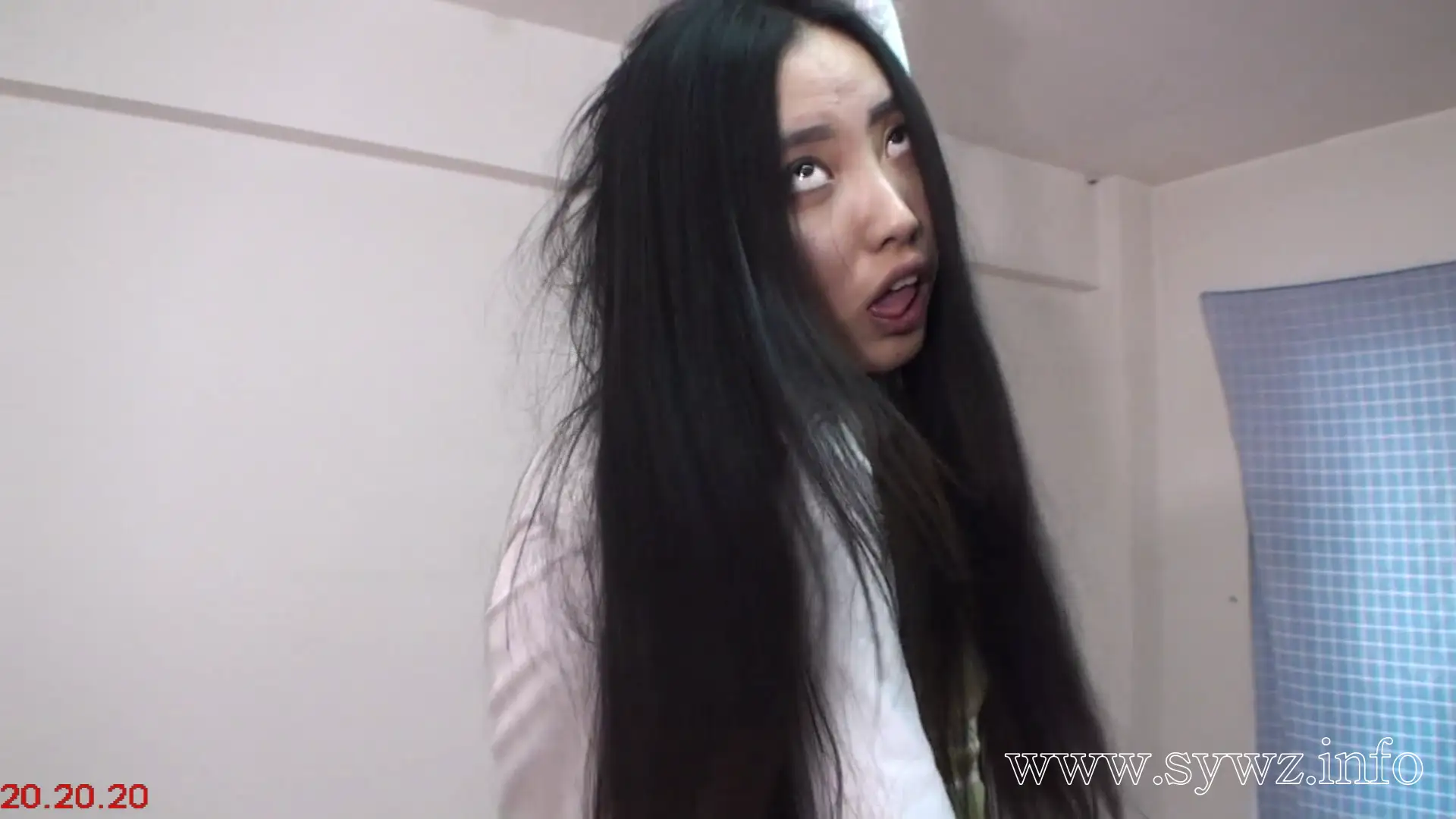 [老梦视觉]暗夜绳艺派对首幕：抹茶色连体裙与经典吊挂碰撞，一场让心跳加速的感官盛宴启幕