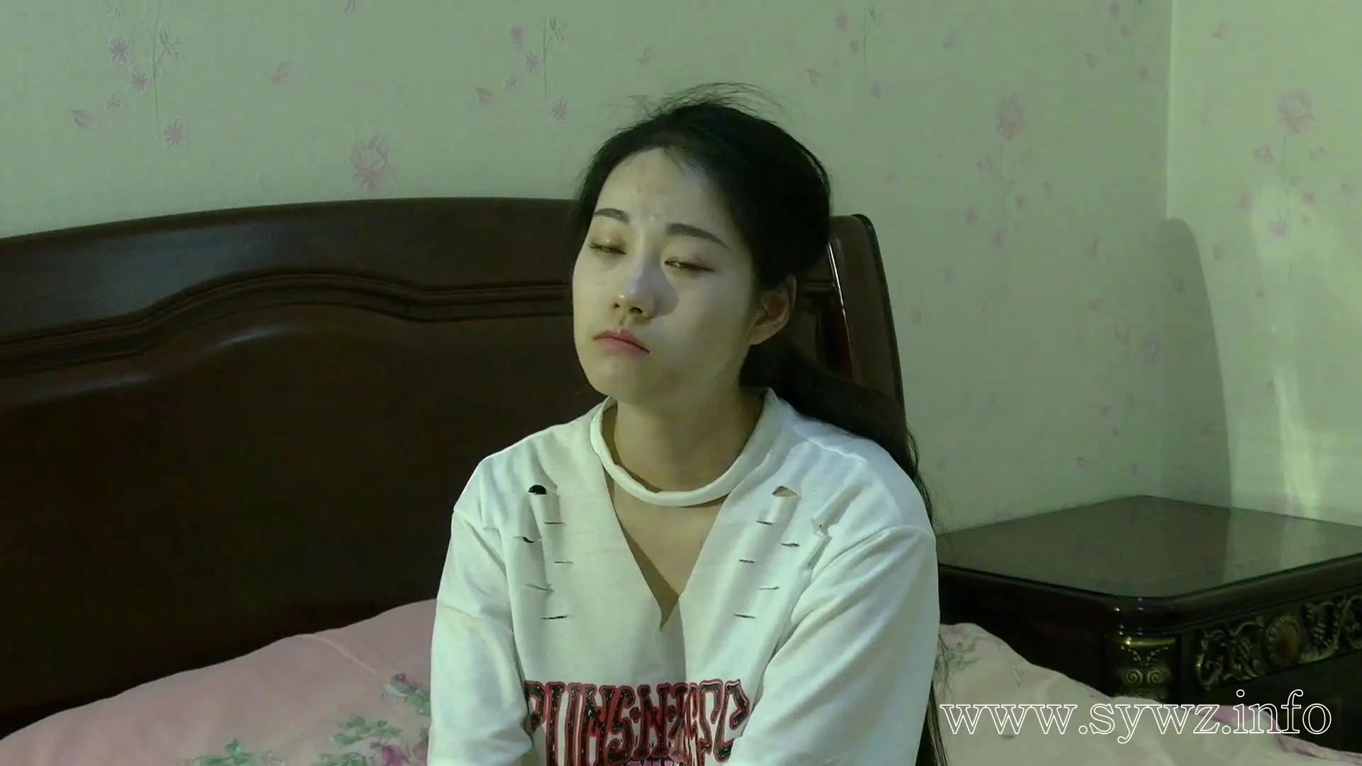 [老梦视觉]绳艺师上官逸霖的项圈锁不住爱情，这场失恋里藏着多少未解开的绳结？