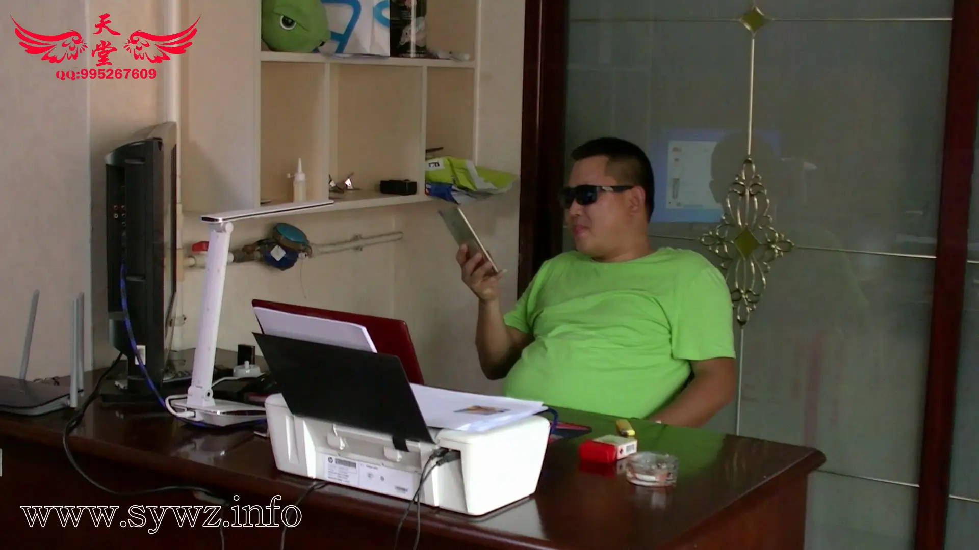 [老梦视觉]致命任务暗藏隐秘危机，女特工上官被缚美脚遭挠，绳艺生死局悄然上演