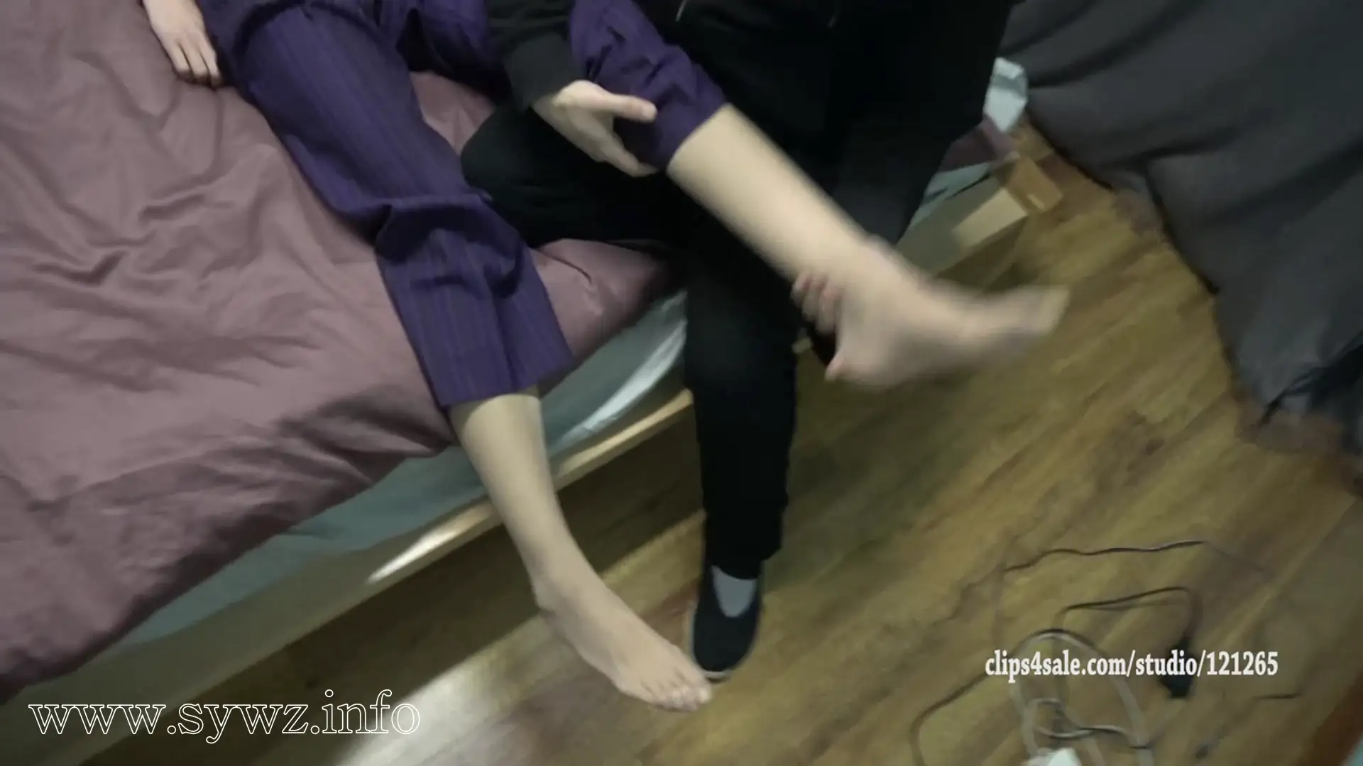 [老梦视觉]深夜公寓滴水声引神秘客，这位\'变态\'水管工01的工具箱里，藏着怎样的绳艺玄机？